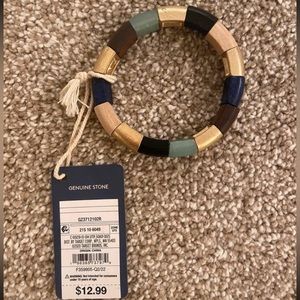 Universal Thread bracelet